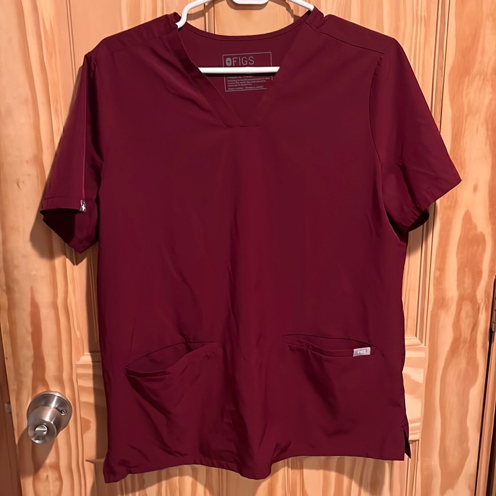 maroon figs top
